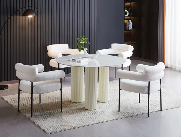 57E897FC-6BC3-4EDC-BBEC-F0F9E29DF492 Table À Manger Anais Effet Marbre Blanc – Image 1